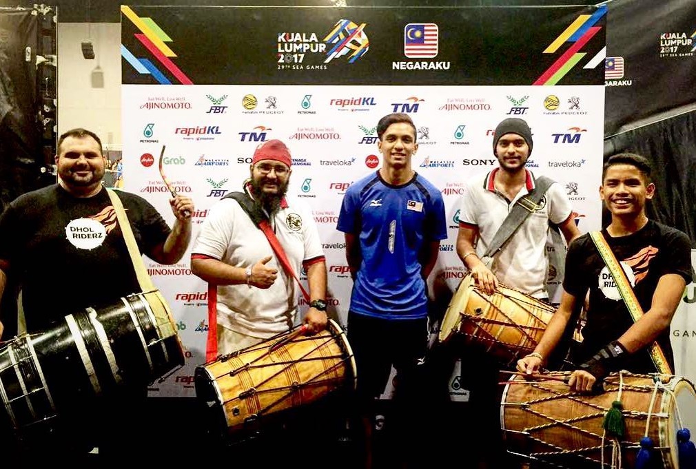 https://www.thevocket.com/kenali-dhol-riderz-kumpulan-yang-meriahkan-sukan-sea-dengan-muzik-bhangra/